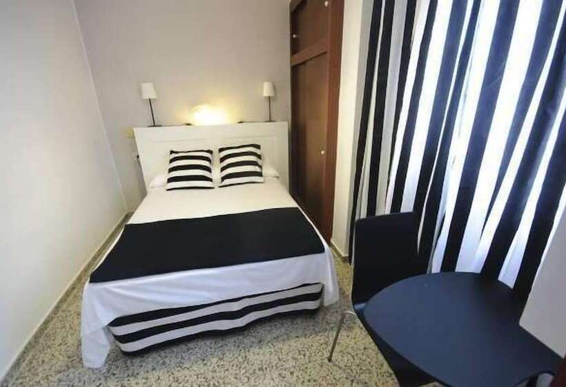 هاستل Hostal On Dormire Valencia