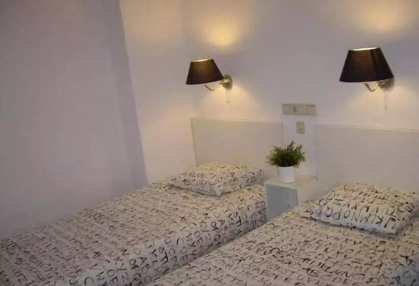 هاستل Hostal On Dormire Valencia