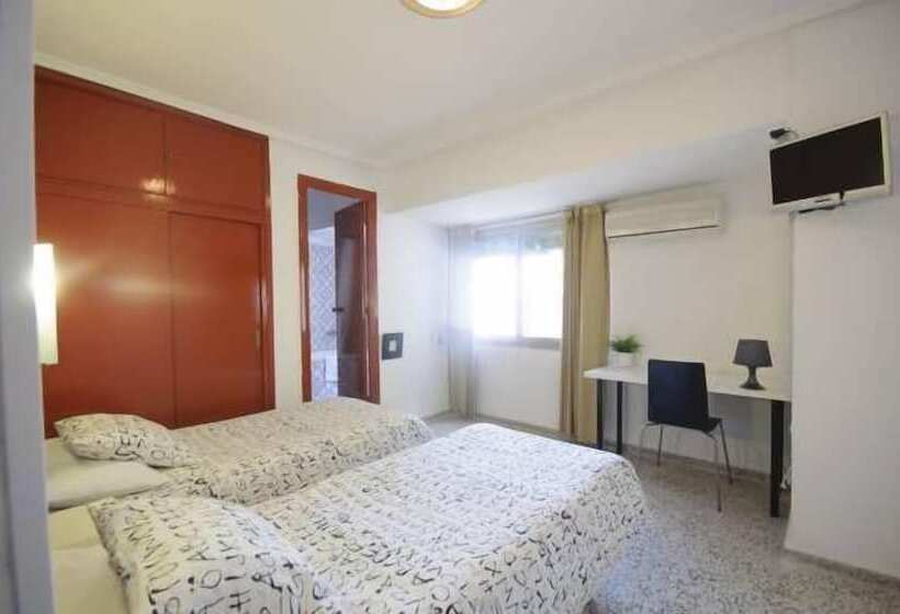 هاستل Hostal On Dormire Valencia