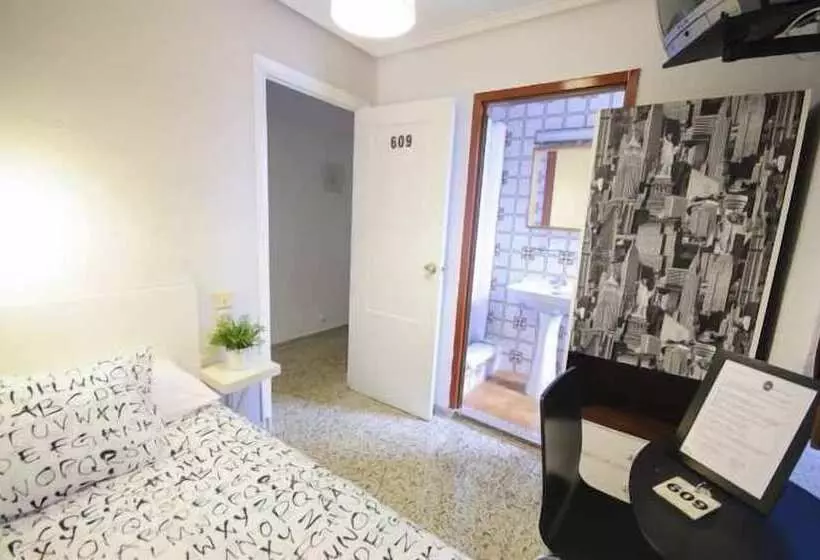 هاستل Hostal On Dormire Valencia