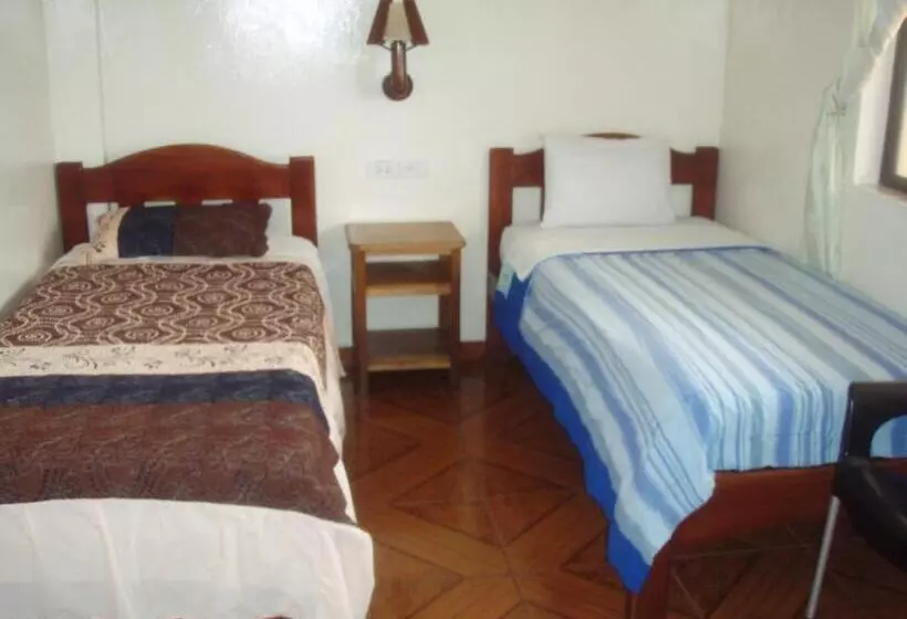 Bed & Breakfast Hostal Limoncocha