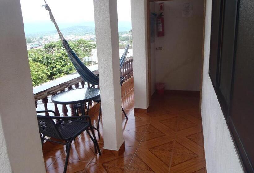 צימר Hostal Limoncocha