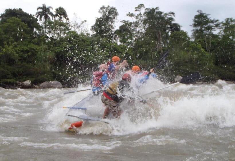 צימר Hostal Limoncocha