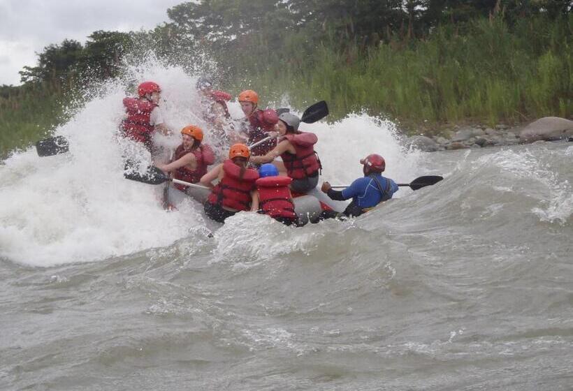 צימר Hostal Limoncocha