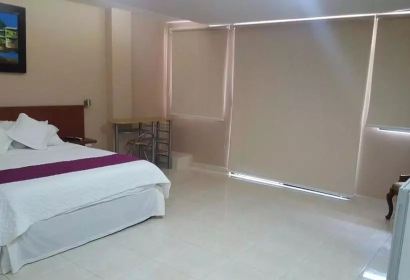 Hotel Bucaneiro