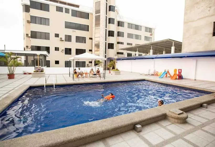 Hotel Bucaneiro