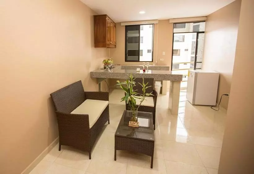 Hotel Bucaneiro