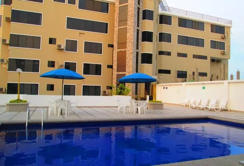 Hotel Bucaneiro