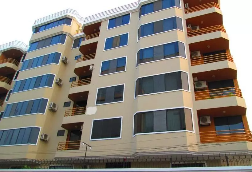 Hotel Bucaneiro