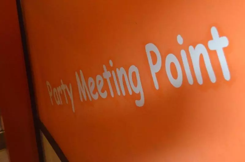 هتل Hostels Meetingpoint