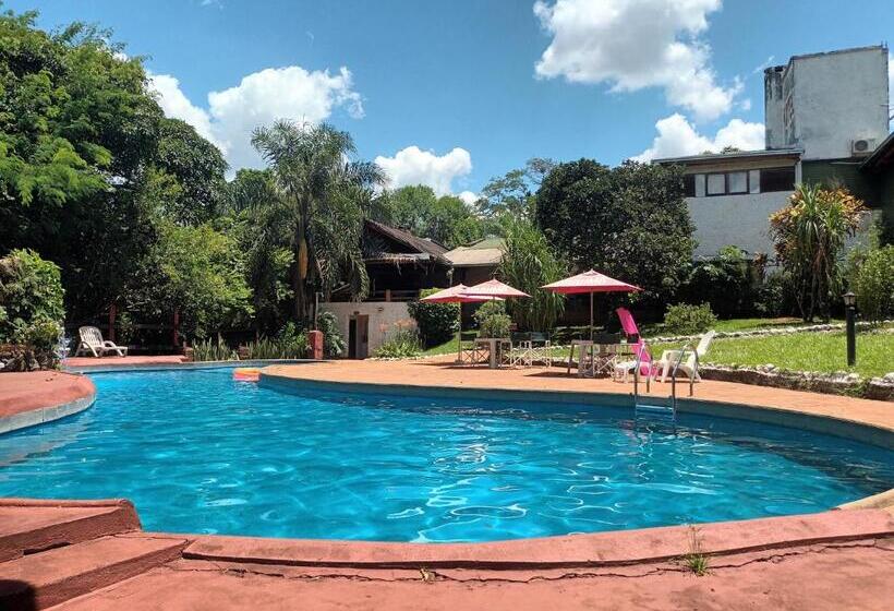 Отель La Toscana