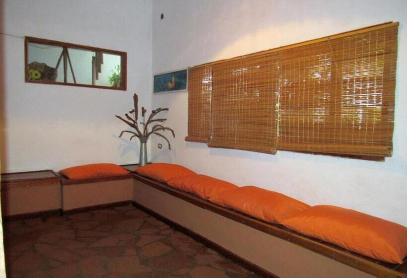 Отель La Toscana