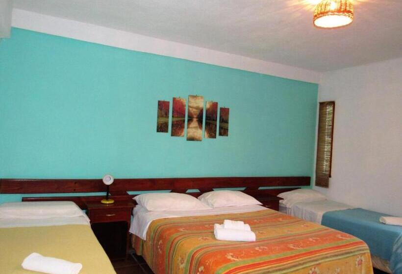 Отель La Toscana