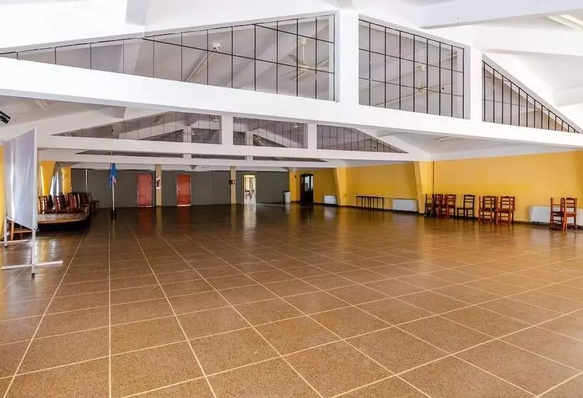 ホテル Luz Y Fuerza Villa Giardino