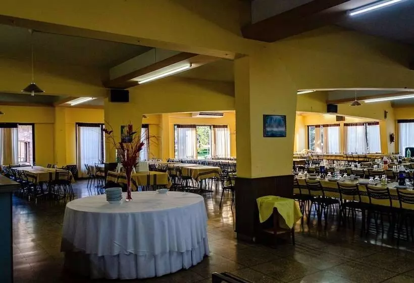 ホテル Luz Y Fuerza Villa Giardino