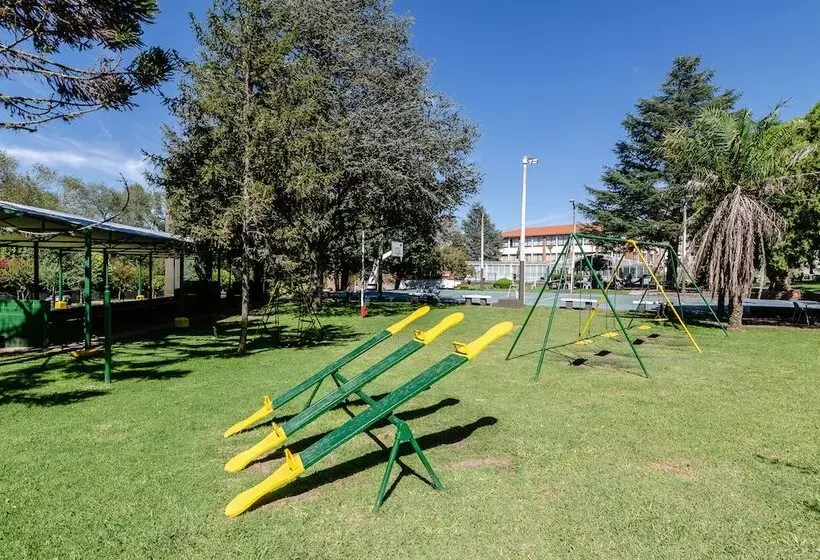 ホテル Luz Y Fuerza Villa Giardino