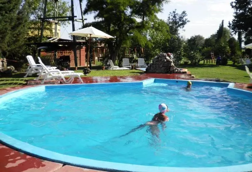 هتل Posada De Campo Mamúll Mapú