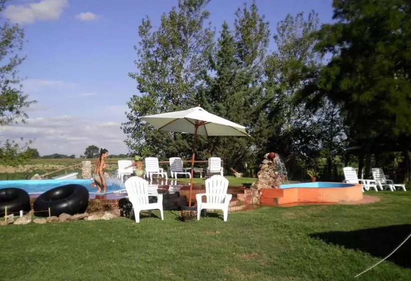 هتل Posada De Campo Mamúll Mapú