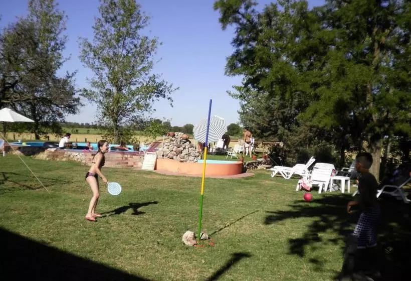 هتل Posada De Campo Mamúll Mapú