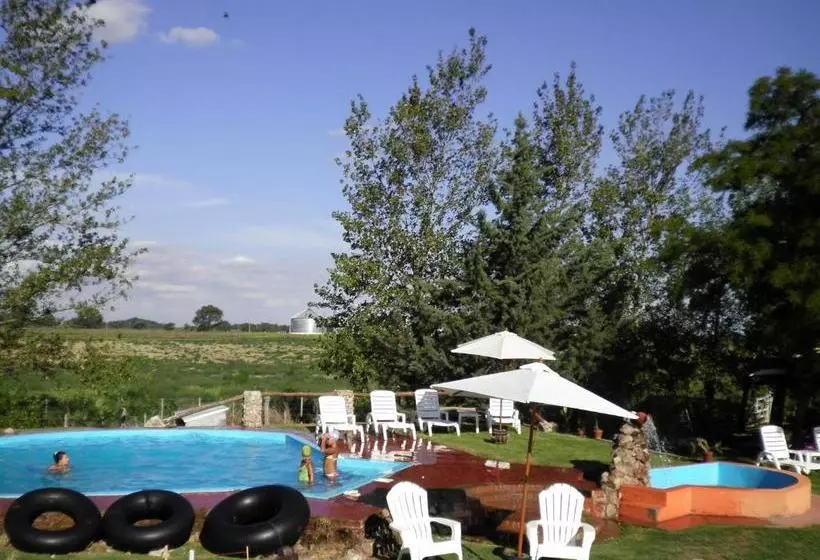 هتل Posada De Campo Mamúll Mapú