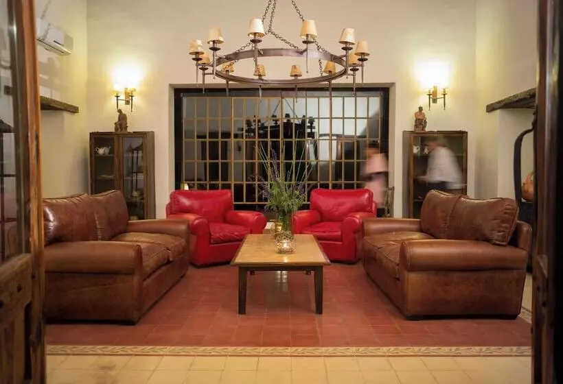 ホテル Posada Rural La Matilde