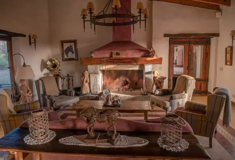 ホテル Posada Rural La Matilde