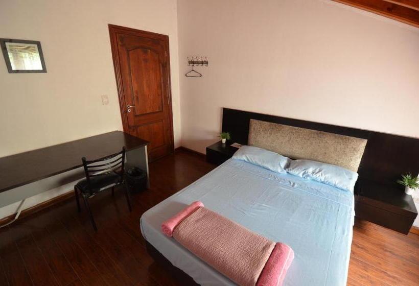 הוסטל Casa Marina Argentina De Aeropuerto Ezeiza Chek In 24 H 10 Minutos De Aeropuerto