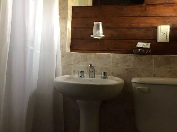 ユースホステル Lago Viedma B&b