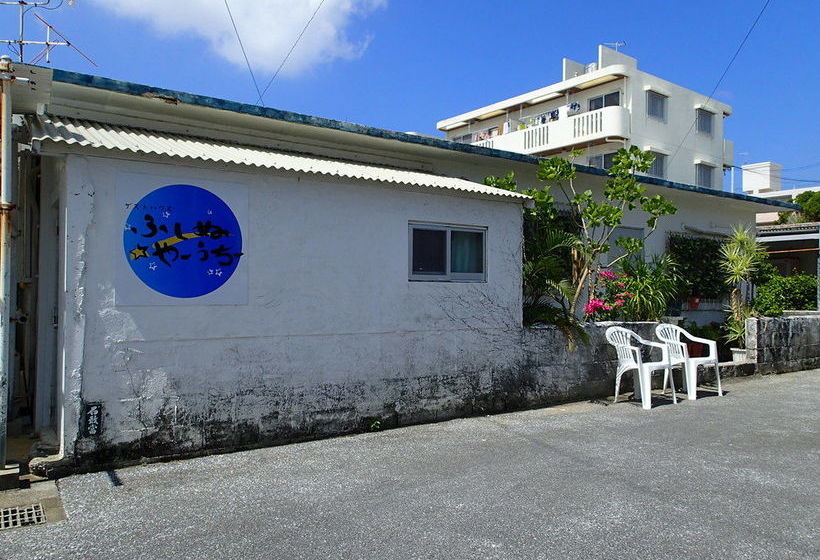 Okinawa Guest House Fushinuyauchi Hostel