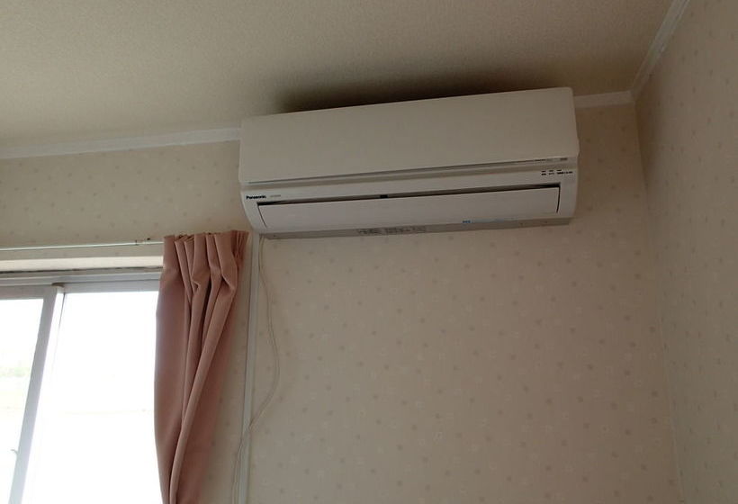 Okinawa Guest House Fushinuyauchi Hostel