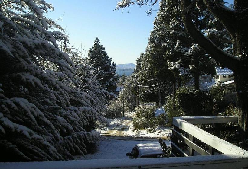 تختخواب و صبحانه La Miralejos