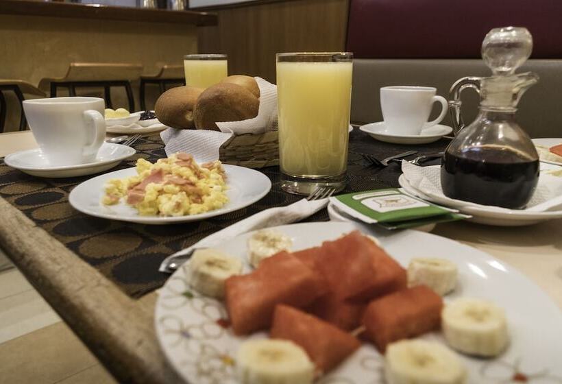 Bed and Breakfast Mariscal Inn & Suites