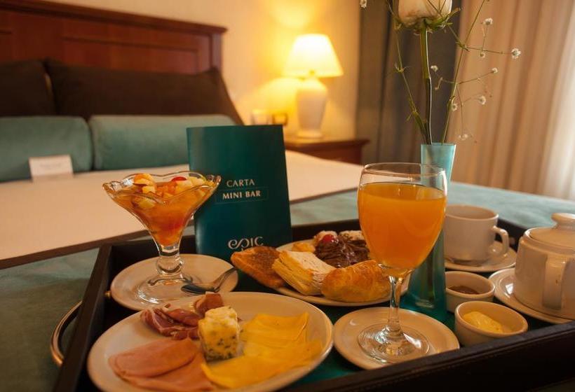 Epic Hotel Villa Mercedes