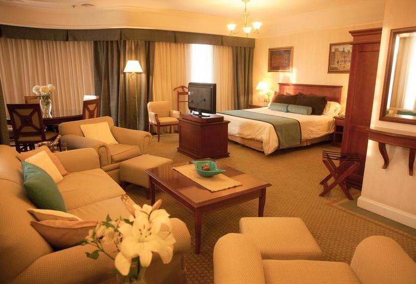 Epic Hotel Villa Mercedes