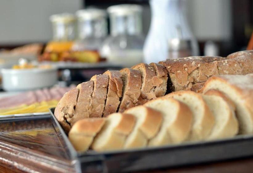 Отель Altos De Guemes