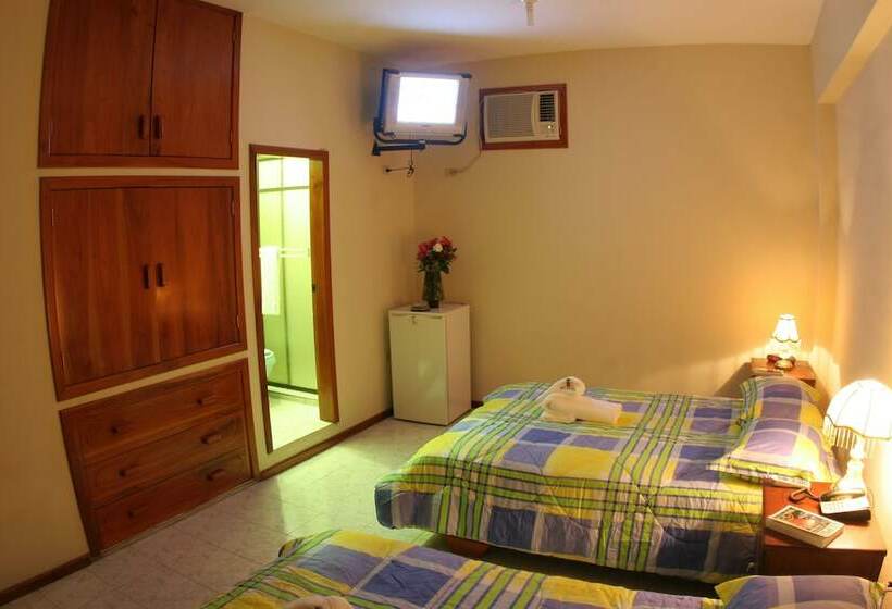 فندق Pelican Bay