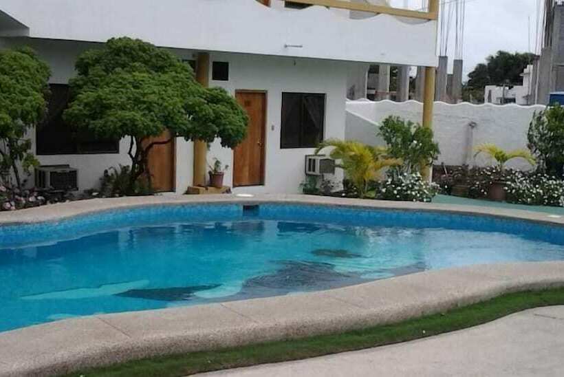 فندق Pelican Bay