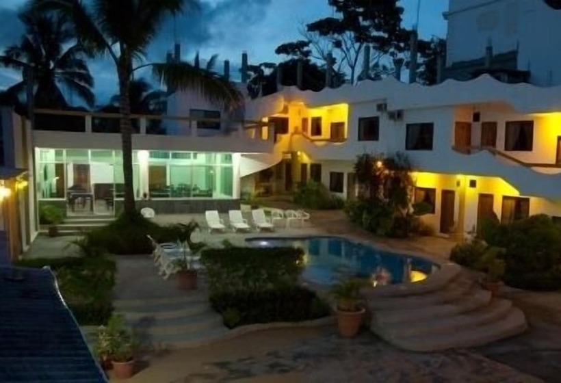 فندق Pelican Bay