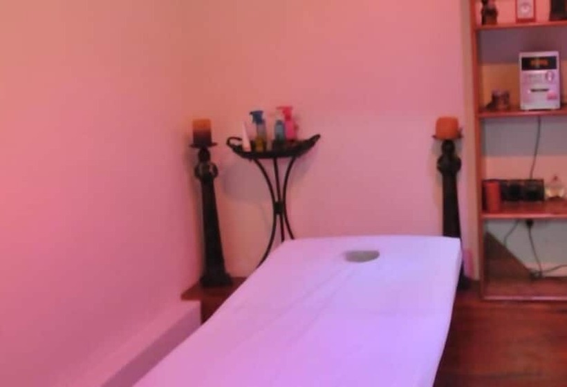 فندق Pelican Bay