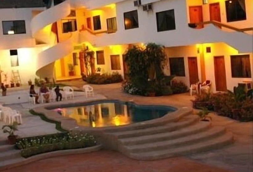 فندق Pelican Bay