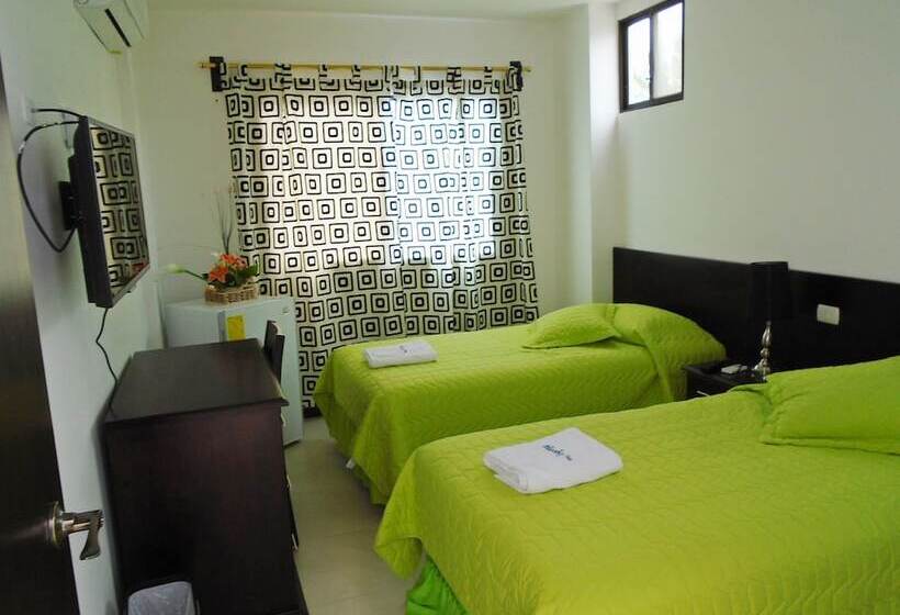 فندق Pelican Bay