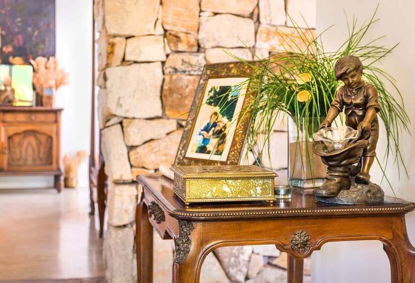 هتل Boutique Posada Piedras Blancas