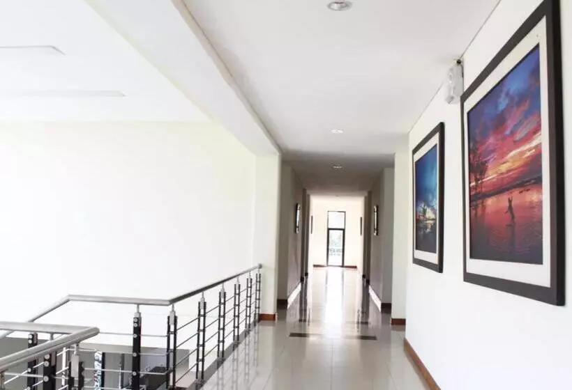 Hotel Pp University