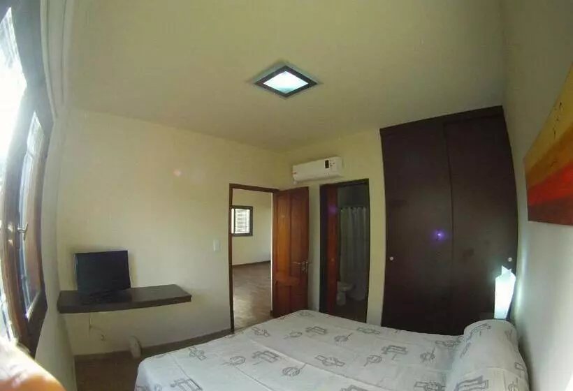 هتل Urbana