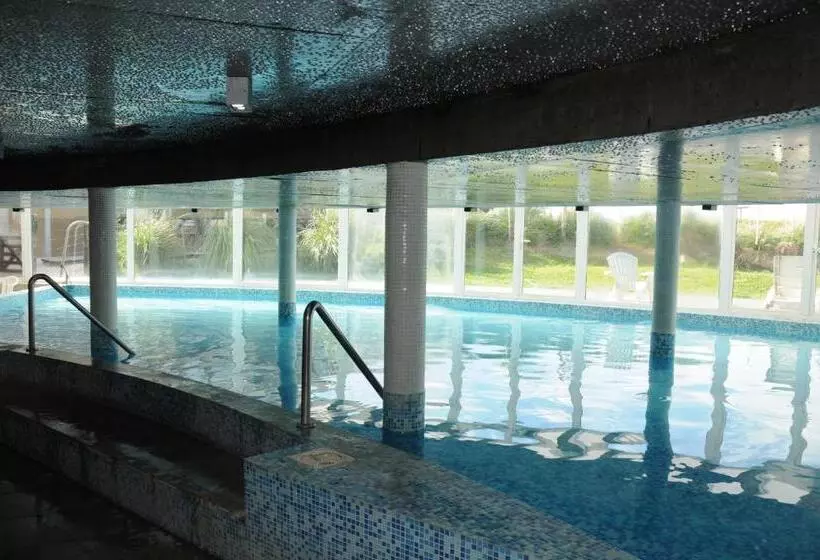 Linda Bay Beach & Resort Spa