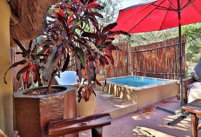 Manzini Swazi King Chalets