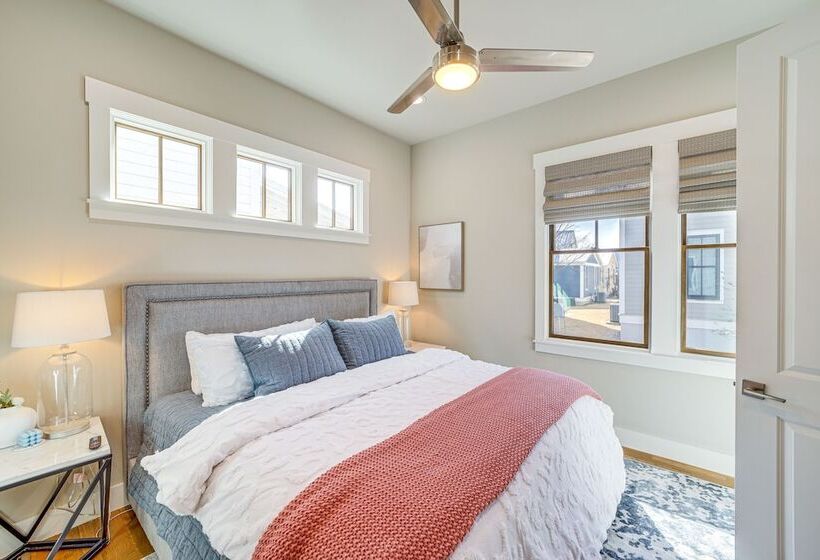 Cozy Carlton Landing Home Pools & Lake Access