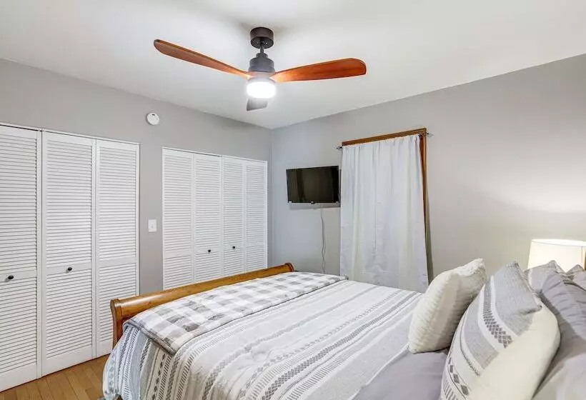 Cozy Tiffin House W/ Private Pool: 1 Mi To Town!