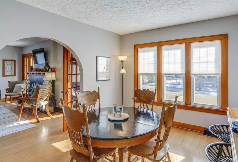 Cozy Tiffin House W/ Private Pool: 1 Mi To Town!