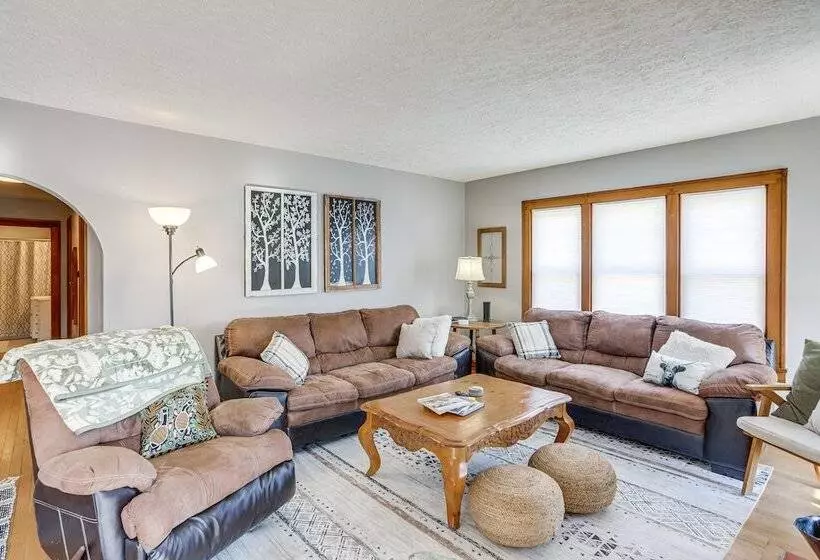 Cozy Tiffin House W/ Private Pool: 1 Mi To Town!